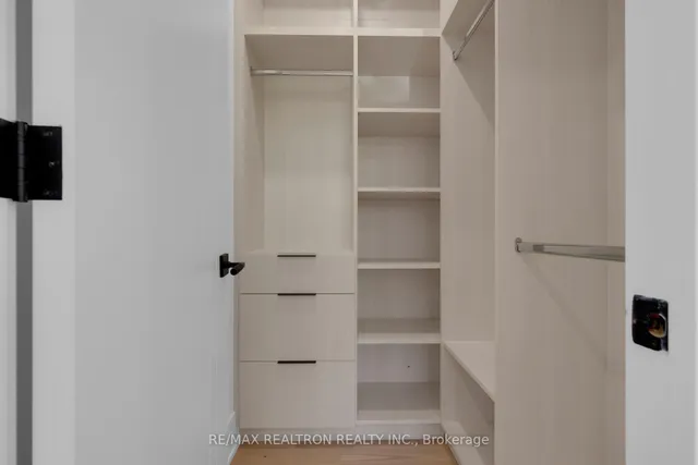 Additional image 38 of 28 Ternhill Cres