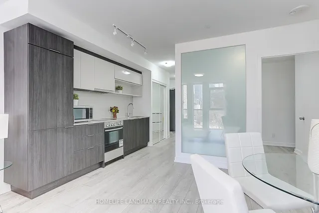 Additional image 34 of 159 Wellesley St Unit 401