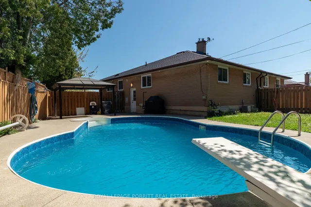 Additional image 38 of 14 Albion Cres