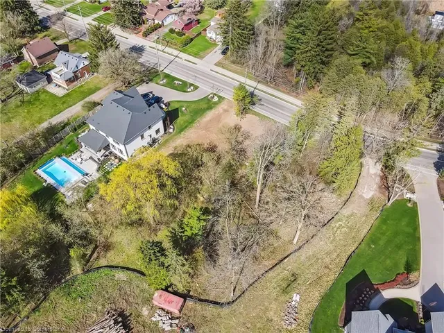 Additional image 15 of 176B Woolwich St