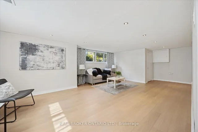 Additional image 31 of 237 Chine Dr