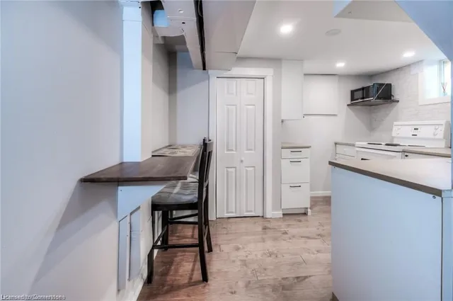 Additional image 24 of 540 Bridgeport Rd