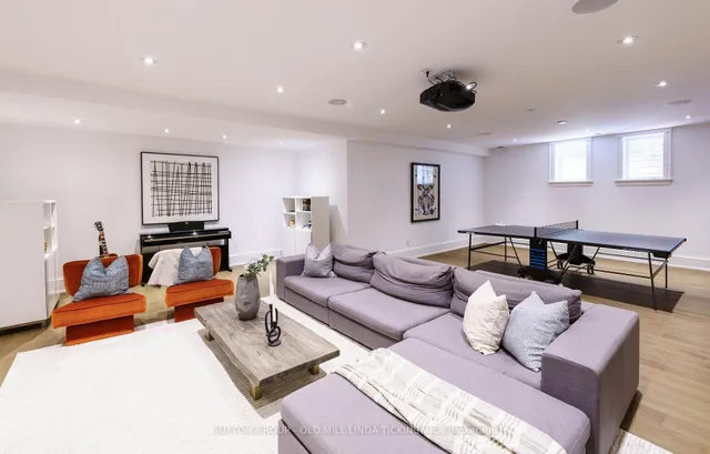 Additional image 32 of 14 Queen Anne Rd