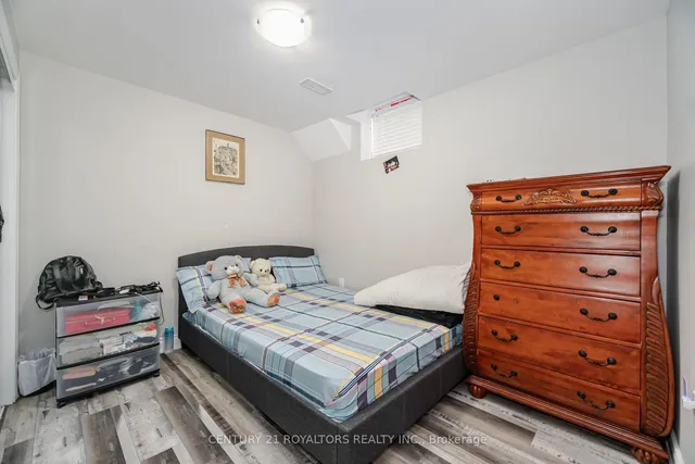 Additional image 26 of 66 Kalmia Rd