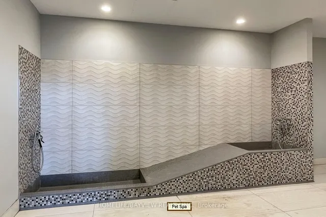 Additional image 27 of 30 SHORE BREEZE Dr Unit 5106