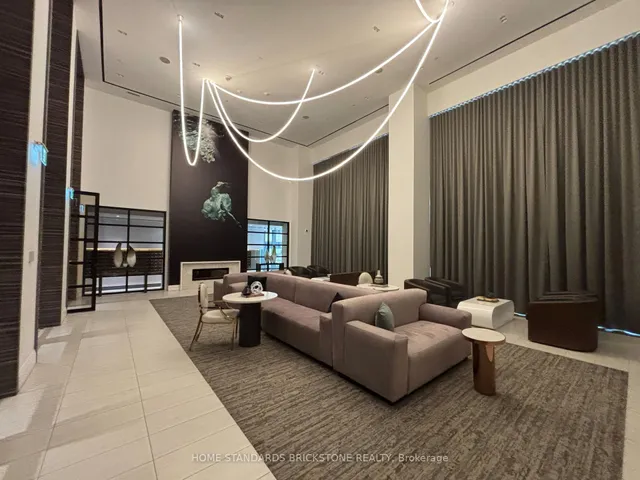 Additional image 22 of 39 Roehampton Ave Unit 609