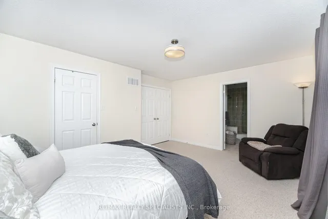 Additional image 22 of 383 Queen Mary Dr