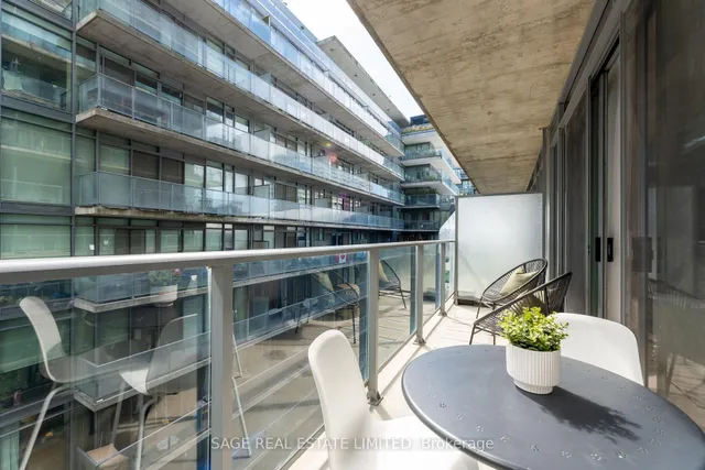 Additional image 18 of 95 Bathurst St Unit 516