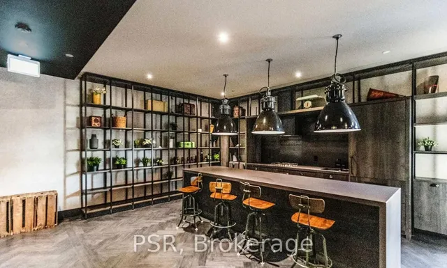 Additional image 26 of 505 Richmond St Unit 1025