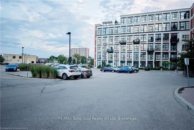 Additional image 19 of 410 King St Unit 124