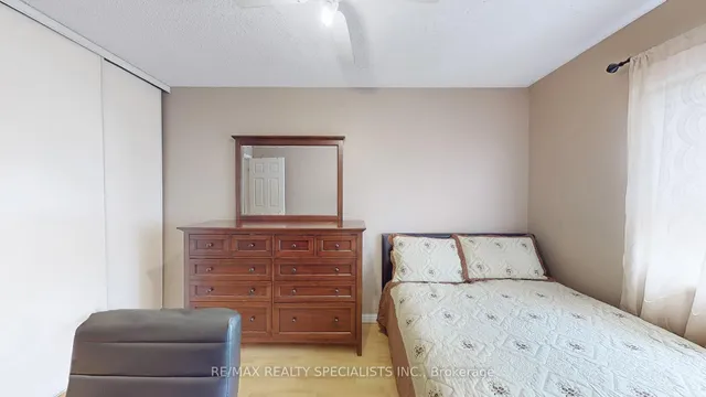 Additional image 24 of 2 Clay Brick Crt Unit 19