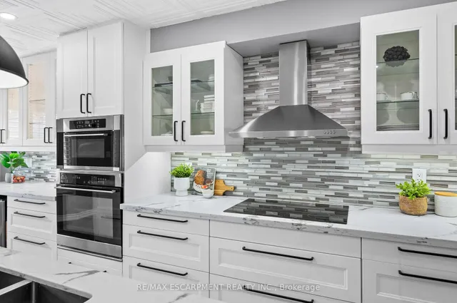 Additional image 15 of 955 King Rd Unit 7