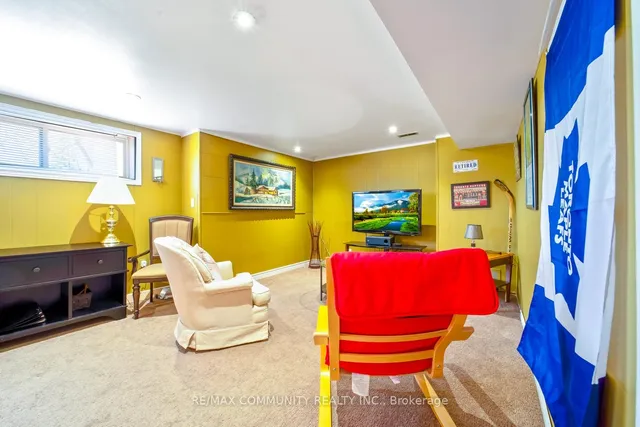 Additional image 24 of 103 Packard Blvd