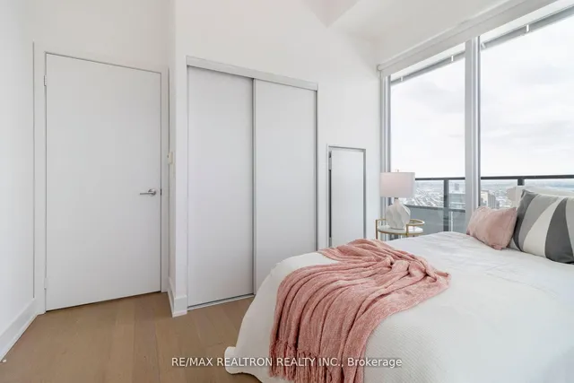 Additional image 20 of 30 Shore Breeze Dr Unit 5202