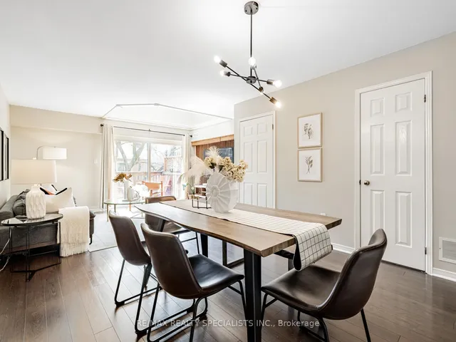 Additional image 9 of 2055 WALKERS Line Unit 227