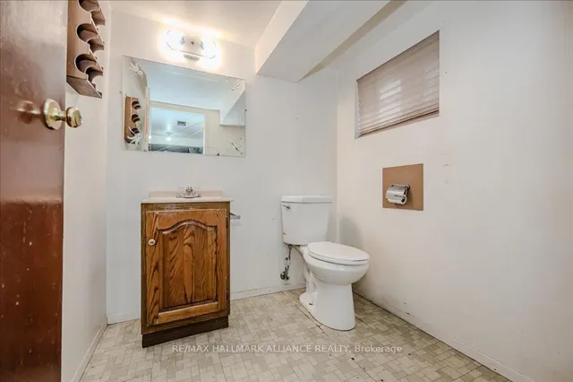 Additional image 5 of 49 Parker Ave