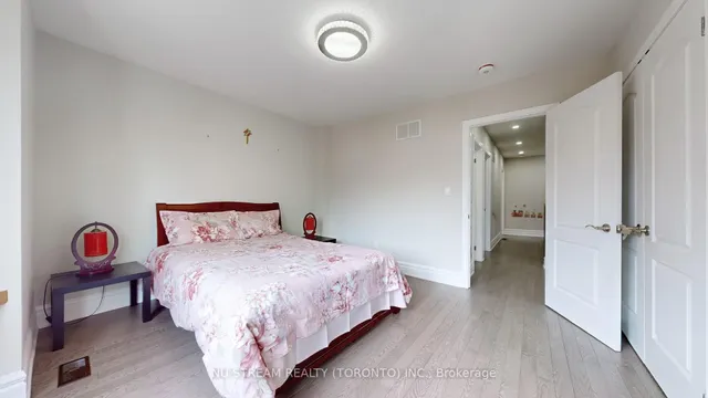 Additional image 18 of 1040 Ossington Ave