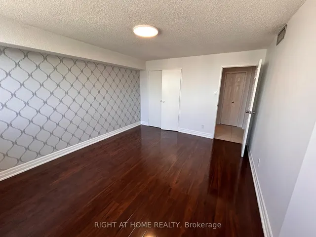 Additional image 10 of 3695 Kaneff Cres Unit Sph09