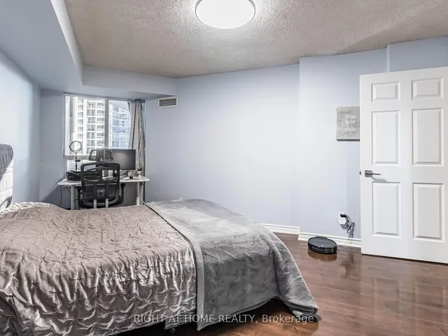 Additional image 27 of 35 Kingsbridge Garden Circ Unit 701