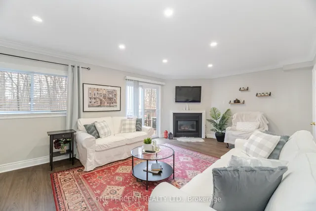 Additional image 5 of 2110 CLEAVER Ave Unit 228