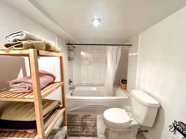 Additional image 20 of 36 Fourteenth St