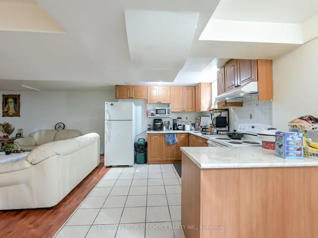 Additional image 39 of 6963 Amour Terr