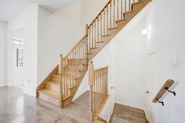 Additional image 29 of 79 Yellowknife Rd