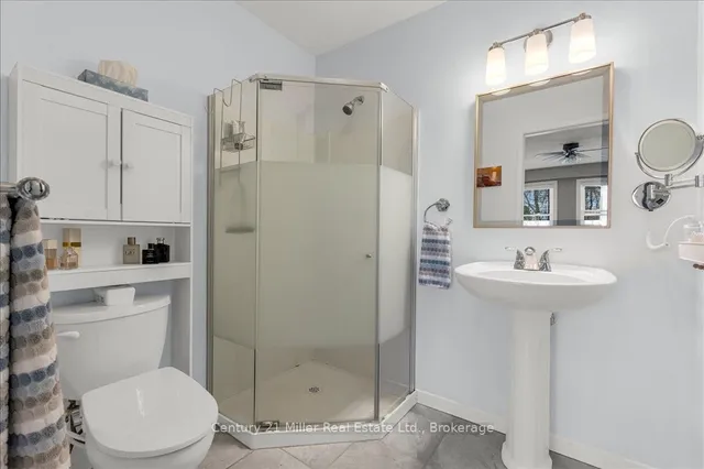 Additional image 30 of 1310 Hampton St Unit 19