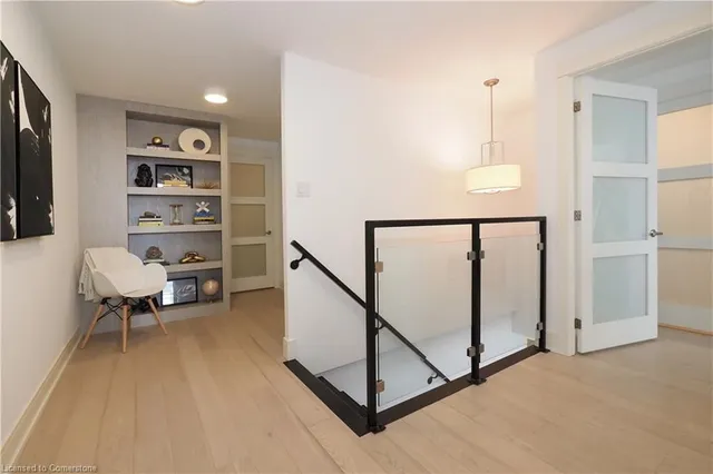 Additional image 19 of 112 Benton St Unit 710