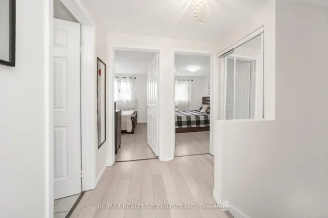 Additional image 24 of 144 Fleetwood Cres