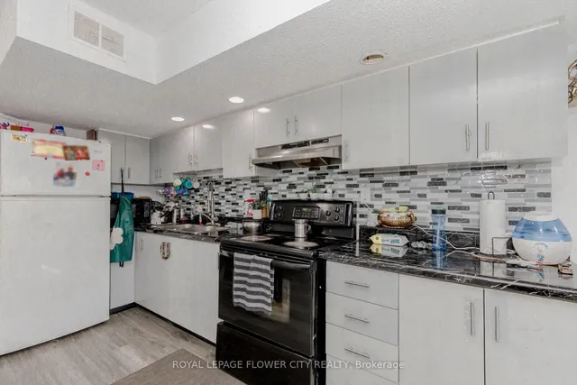 Additional image 44 of 21 Fern Valley Cres