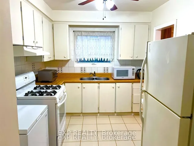 Additional image 8 of 39 Lexington Ave Unit 57