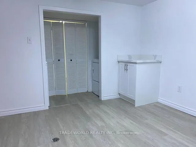 Additional image 25 of 90 Petworth Cres