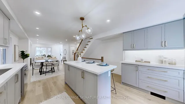 Additional image 10 of 914 Broadview Ave