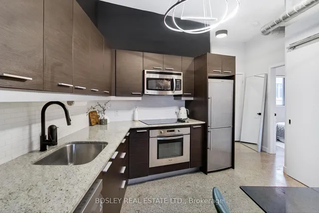 Additional image 10 of 549 King St Unit #210