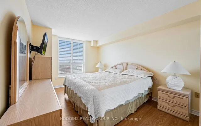 Additional image 13 of 21 Overlea Blvd Unit 1904