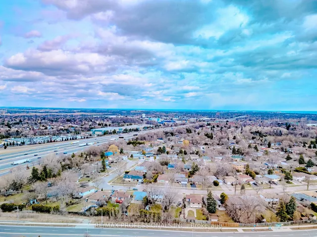 Additional image 43 of 184 Oakmeadow Blvd