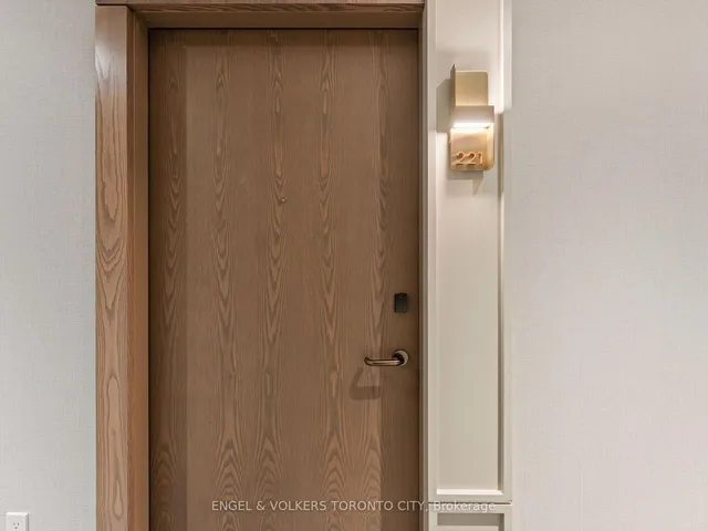 Additional image 3 of 30 Inn On The Park Dr Unit 221