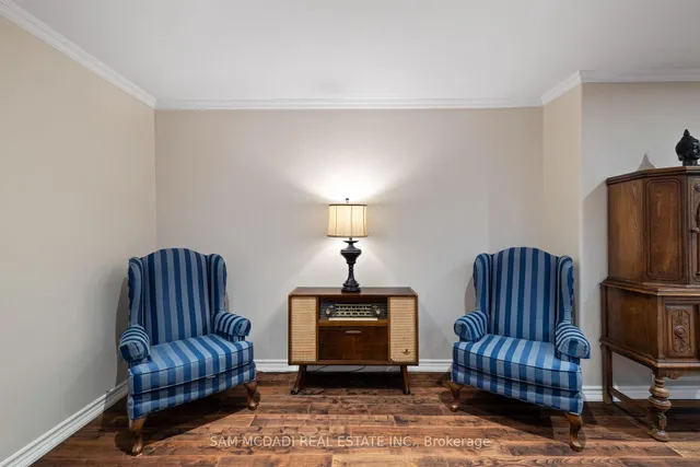 Additional image 38 of 7174 Upton Cres