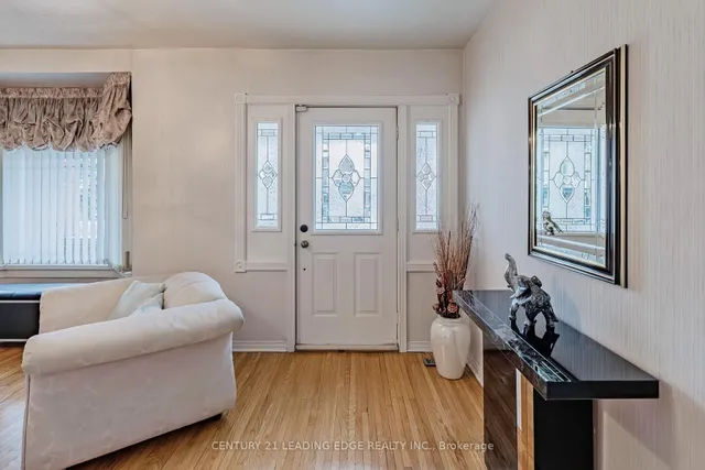 Additional image 8 of 34 CHISHOLM Ave