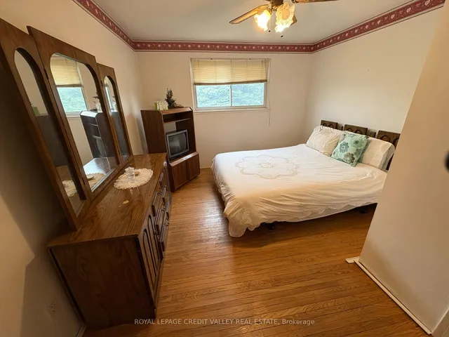 Additional image 10 of 35 Elmvale Cres