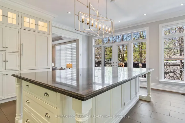 Additional image 14 of 274 Lake Promenade N/A