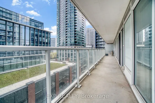 Additional image 30 of 19 Bathurst St Unit 811