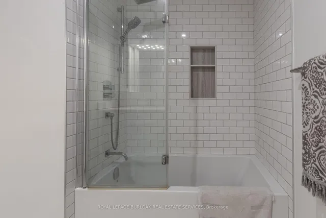 Additional image 21 of 2218 Leominster Dr