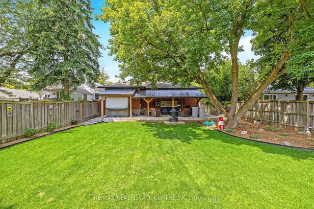 Additional image 49 of 390 Woodward Ave