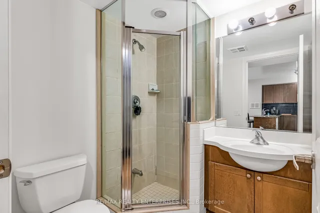 Additional image 24 of 763 Bay St Unit 404