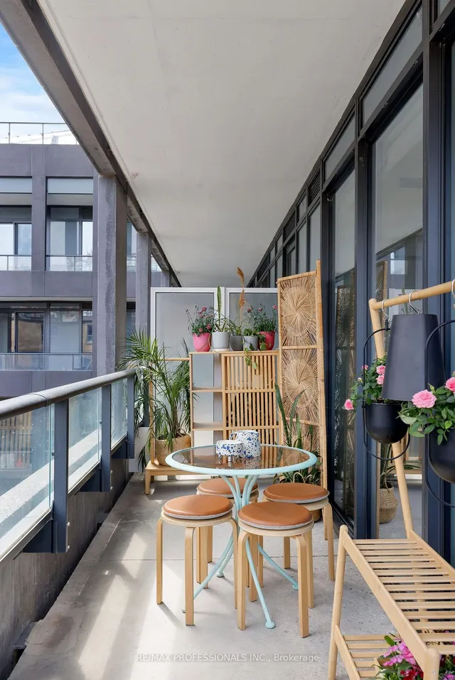 Additional image 23 of 9 Tecumseth St Unit 425