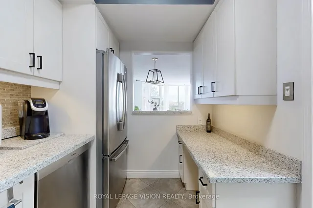 Additional image 15 of 20 Dean Park Unit 401