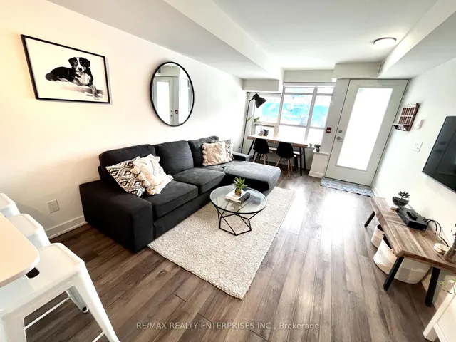 Additional image 4 of 11 Superior Ave Unit TH1