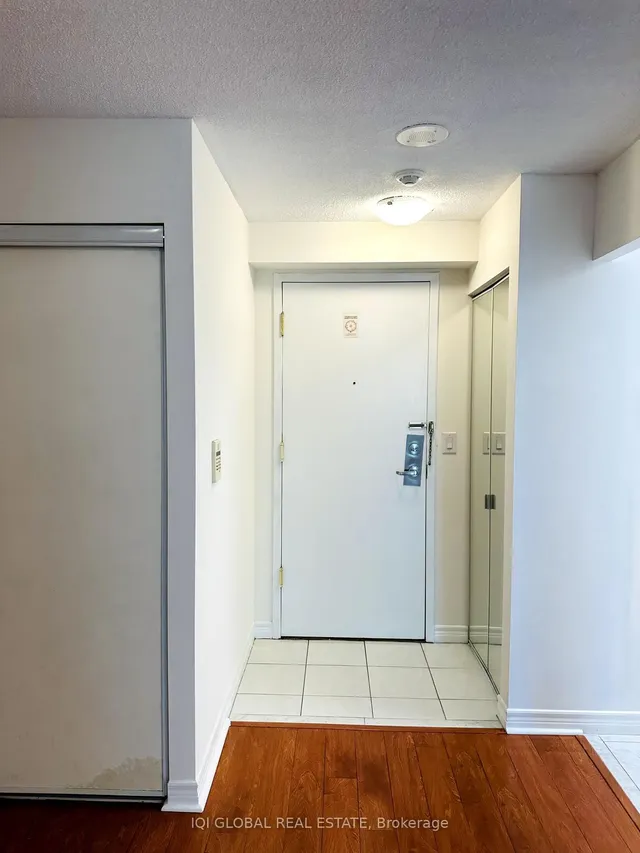 Additional image 6 of 68 Corporate Dr Unit 1831